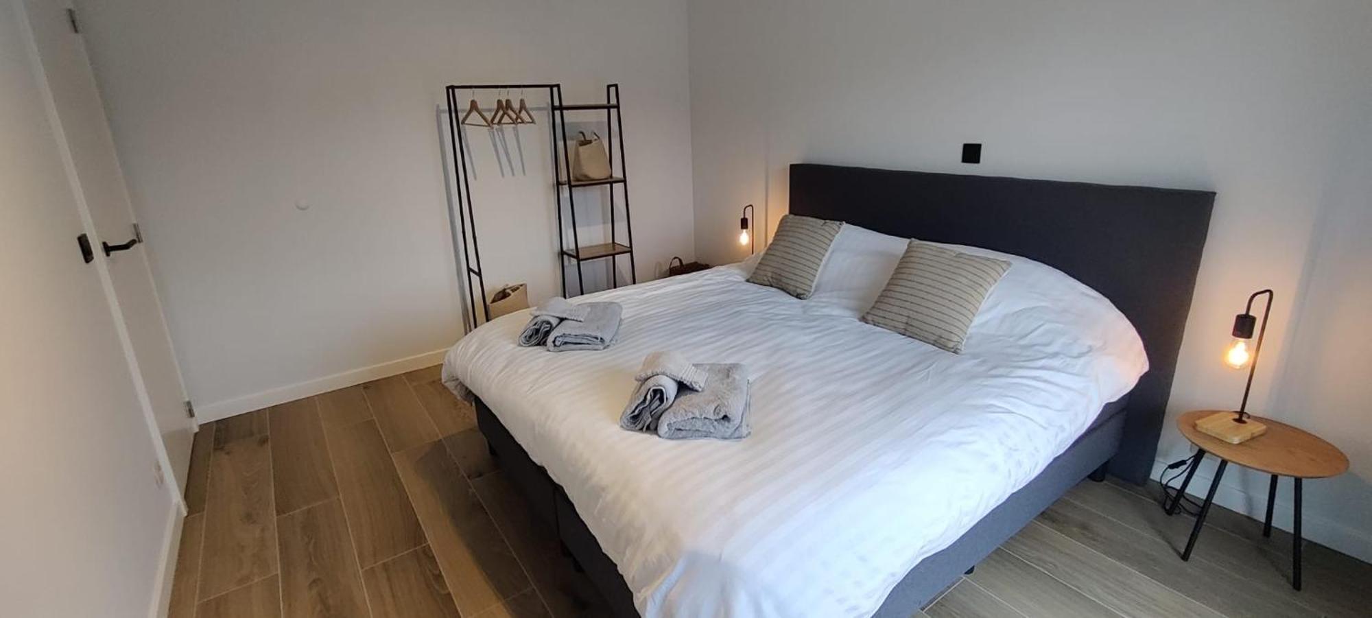 Luxueus, Ruim Appartement Op 350M Van Het Strand Остенде Экстерьер фото